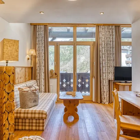 Отель Posthotel Kassl 4 4*