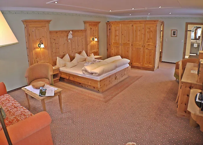 Posthotel Kassl 4 فندق
