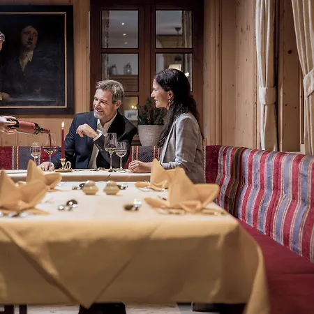 Posthotel Kassl 4 酒店 厄茨